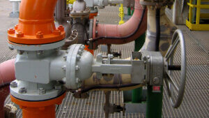 Valve interlock for pressure relief valves