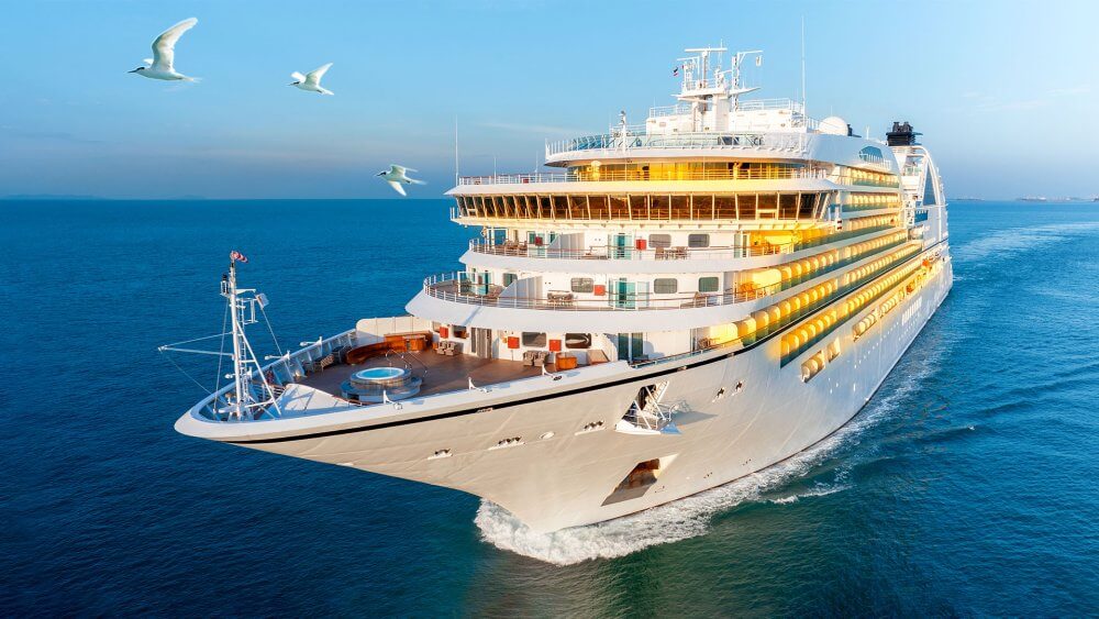 Cruise ship