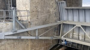 FlexiDrice remote valve operator for dam water management